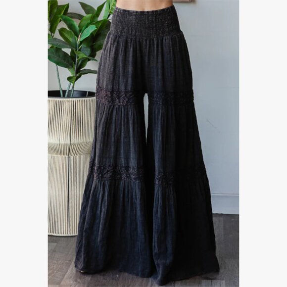 NWOT Oli & Hali Tiered Wide Leg Goth Lace Boho Smocked Pants - Picture 2 of 11
